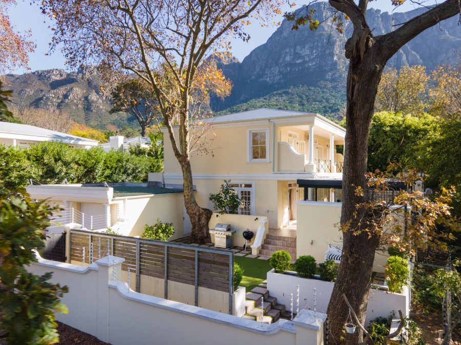 3 Bedroom Property for Sale in Newlands Western Cape